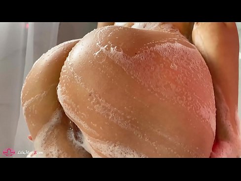 ❤️ UBrunette uphulula amaphambili ePussy ngeVibrator ukuya kwi-Intense Orgasm kwiShower Ividiyo ephuma ezimpundu kuthi  ﹏